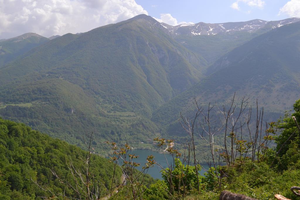 La Maga Del Lago Scanno Exterior foto